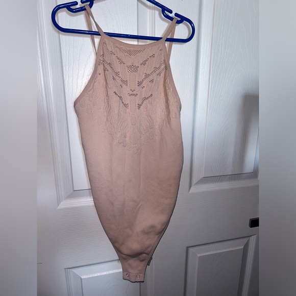 Pink bodysuit - Picture 2 of 6